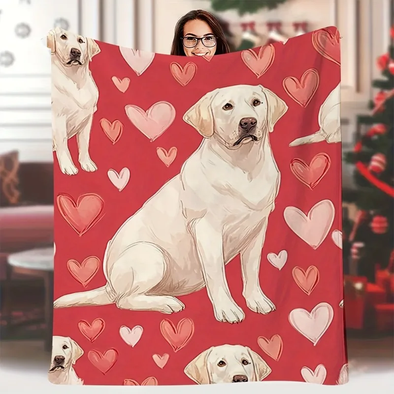 Eine weiche Flanelldecke mit Labrador Retriever und herzförmigem Digitaldruck – eine bequeme Decke das ganze Jahr über