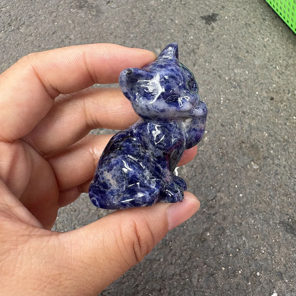 Custom 6cm Sodalite Cat Crystal Carving - Handcrafted Healing Gemstone Kitty Figurine for Home Decor
