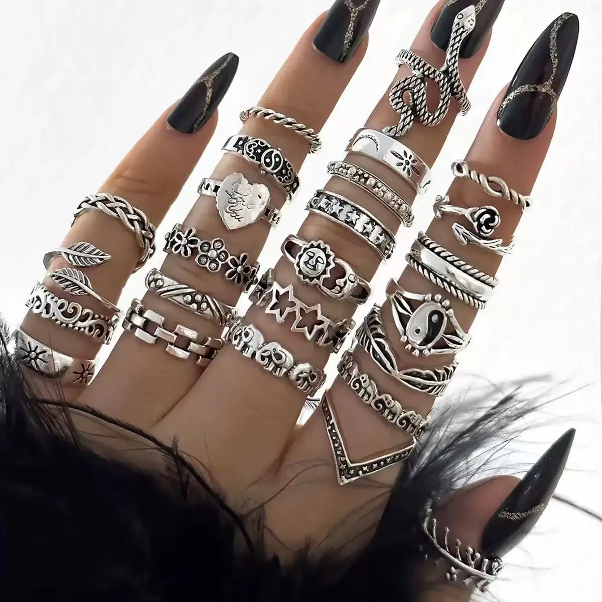 21 Pieces Of Retro Gothic Women's Rings, Retro Butterfly Snake EyePpendant Rings, Women's Punk Fashion Party Jewelry, Multiple O