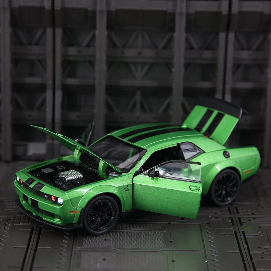 1:22 Dodge Hellcat SRT adorno de modelo de coche de aleación, puertas y capó de motor, el maletero se puede abrir detalles ricos, mano de obra fina