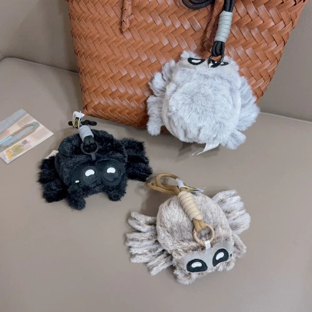 Furry Simulated Spider Keychain Soft Faux Rabbit Fur Spider Figurine Ornament Realistic Cute Spider Plush Pendant Bag Decoration