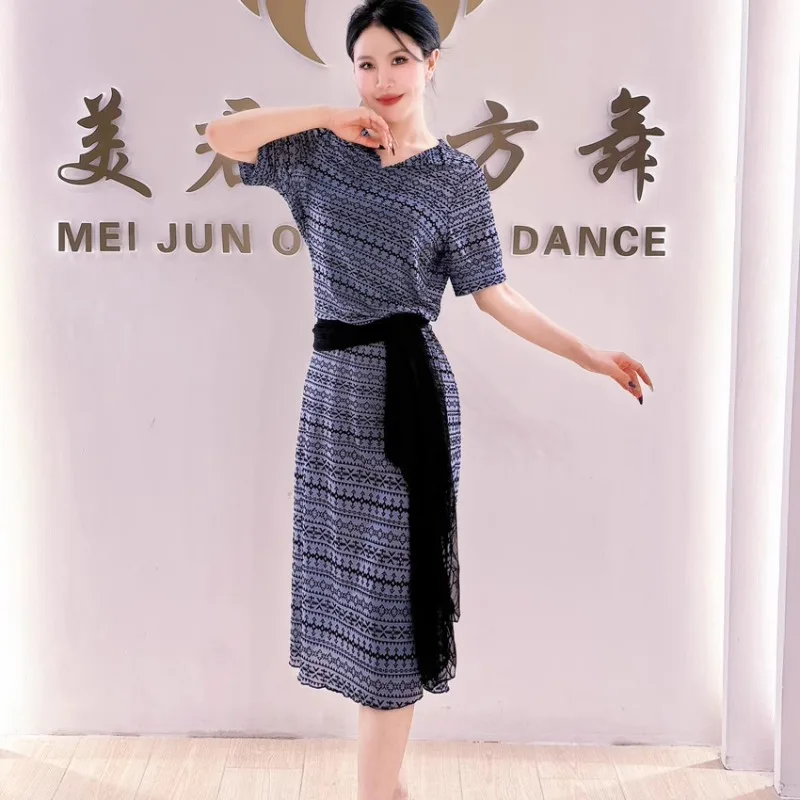 Customized Swegal Belly Dance Costumes Practice Dress Grey Blue Mesh Small Collar Loose Robe 4 Piece Set Exotic Dancewear