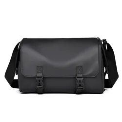 Trendy Men's and Women's Fashion Simple Messenger Bag High-quality Leather Membrane Fabric Messenger Bag Casual Large Capacity