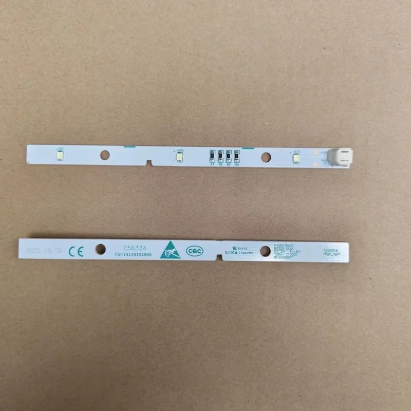 Suitable for Hisense refrigerator refrigeration lighting LED light 1629348 DC12V