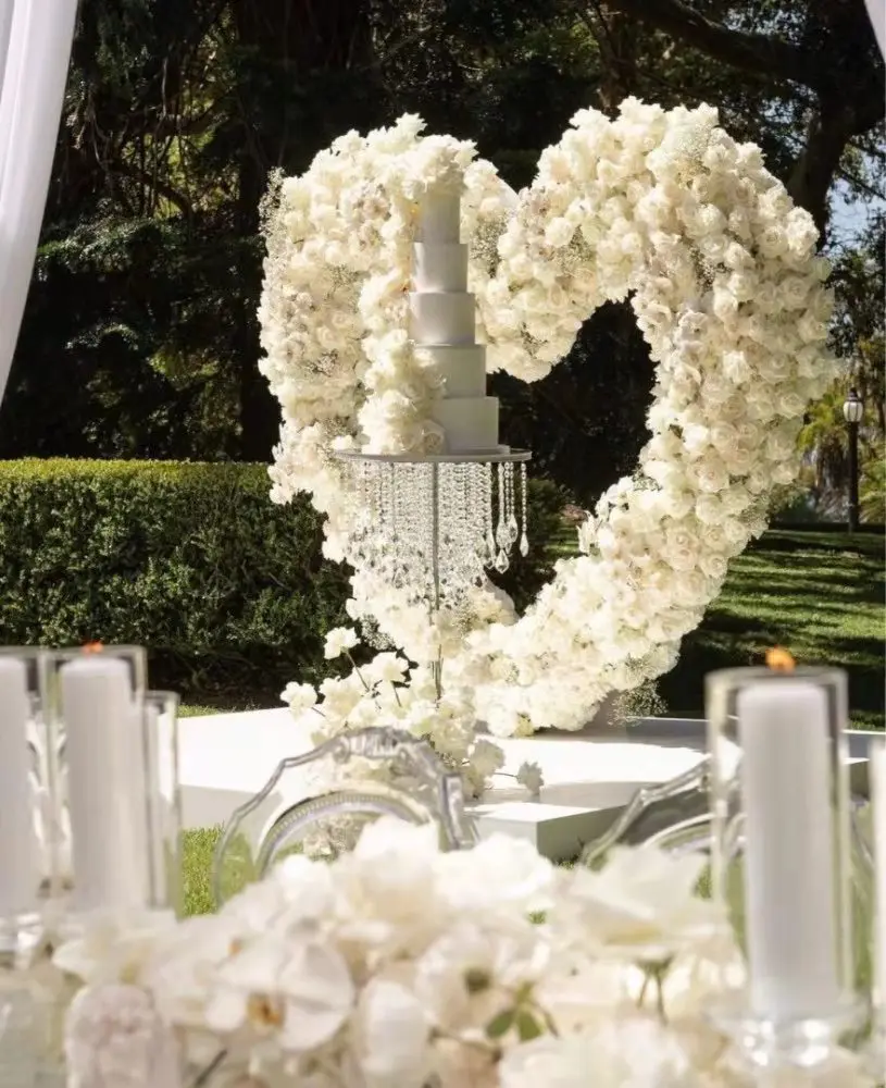 

Wedding arch Heart, Heart shaped wedding arch ,white metal wedding arch Heart form, wedding decor, backdrop Ceremony floral arch