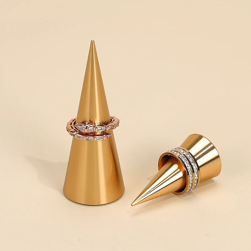 مخروطي على شكل حلقة حامل حلقة عرض موقف التخزين ورف عرض حلقة معدنية حامل مجوهرات اطلاق النار الدعامة