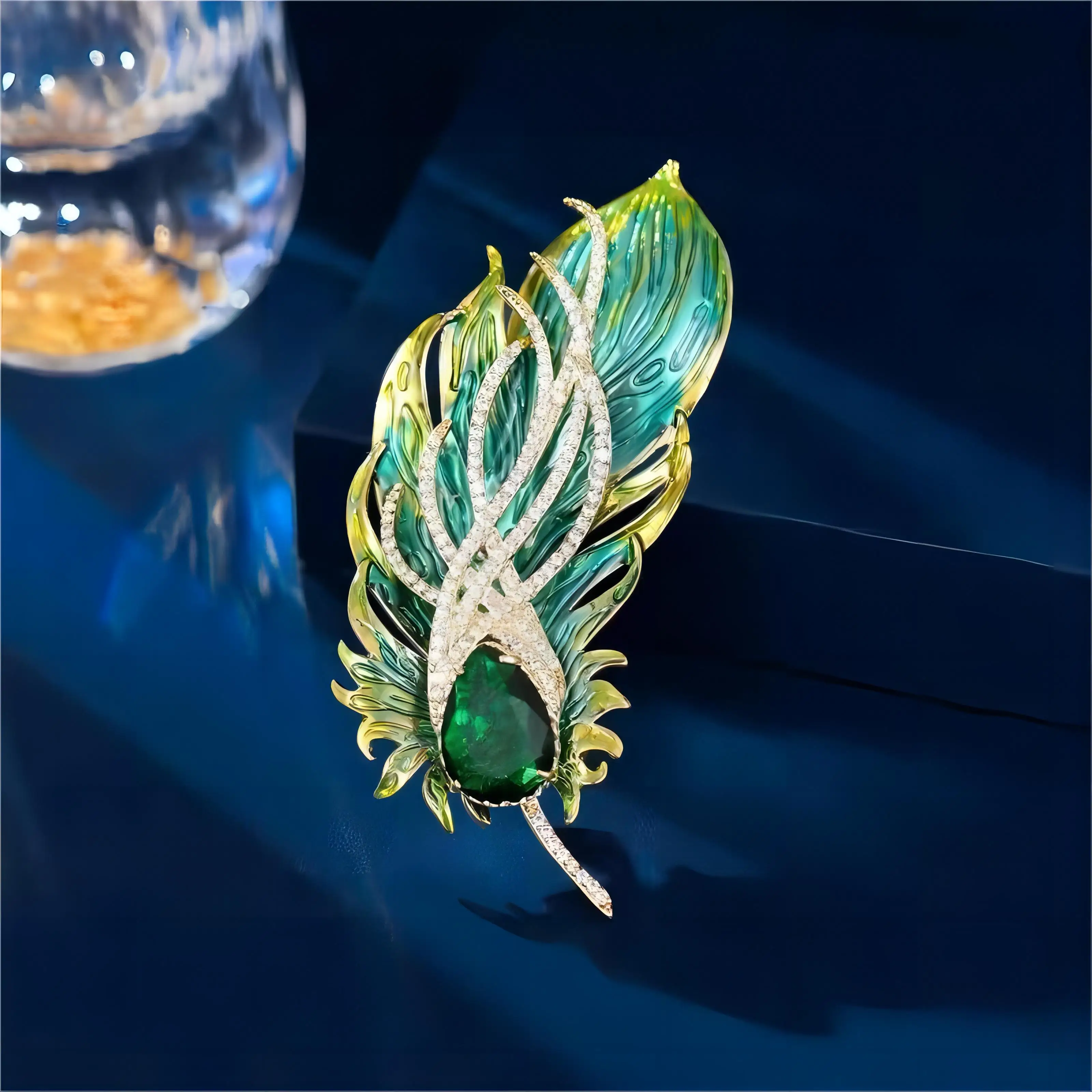 Creative Enamel Rhinestone Feather Brooches for Women Unisex Personalised Pins Office Party Gifts Accessories