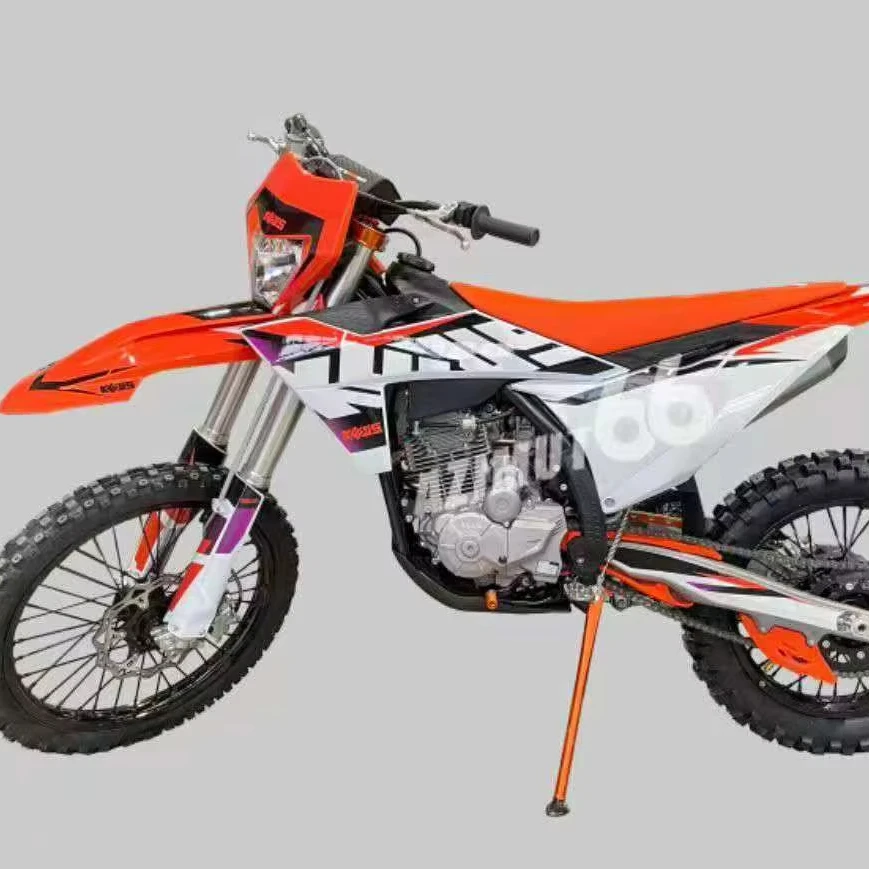 Piccola motocicletta a due ruote alimentata a carburante per adulti che corrono ATV Casa Commerciale Comoda motocicletta da viaggio