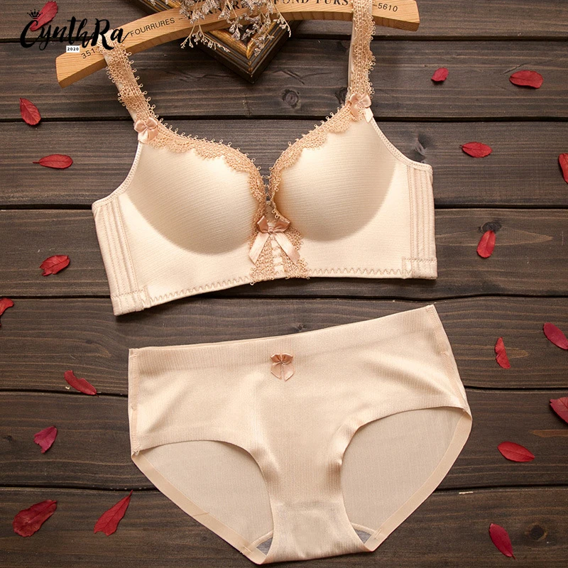 Underwear Women Set Large Size Sexy Lace Brief Seamless Wireless Push Up Bras Soft Bras and Panties Beauty Back Lingerie Set