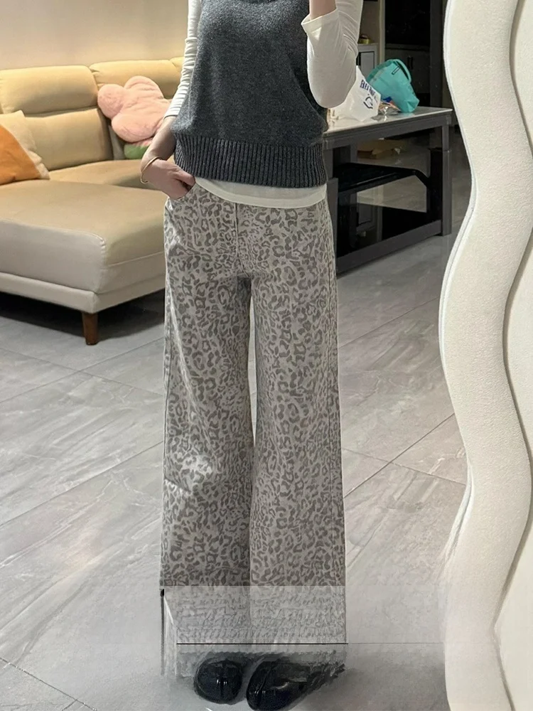 

plus Size American Style Leopard Print Wide Leg Jeans Women Summer Loose Fit Straight Leg Pants Low Waist Zipper Closure Denim