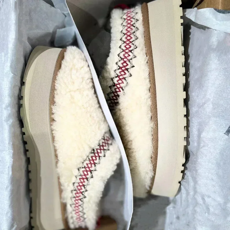 

2023 New Women's Fur Slippers and Ankle Boots Platform Shoes Short Plush Comfort Cotton Shoes Designer Brand Winter Snow Botas
