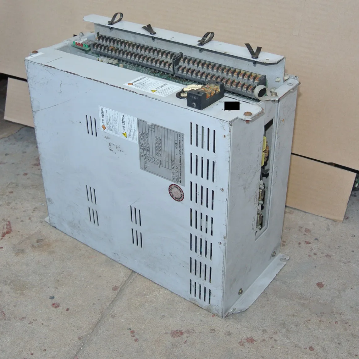 MC-550-MCU-UMC550000ADG01 Eindversterker
