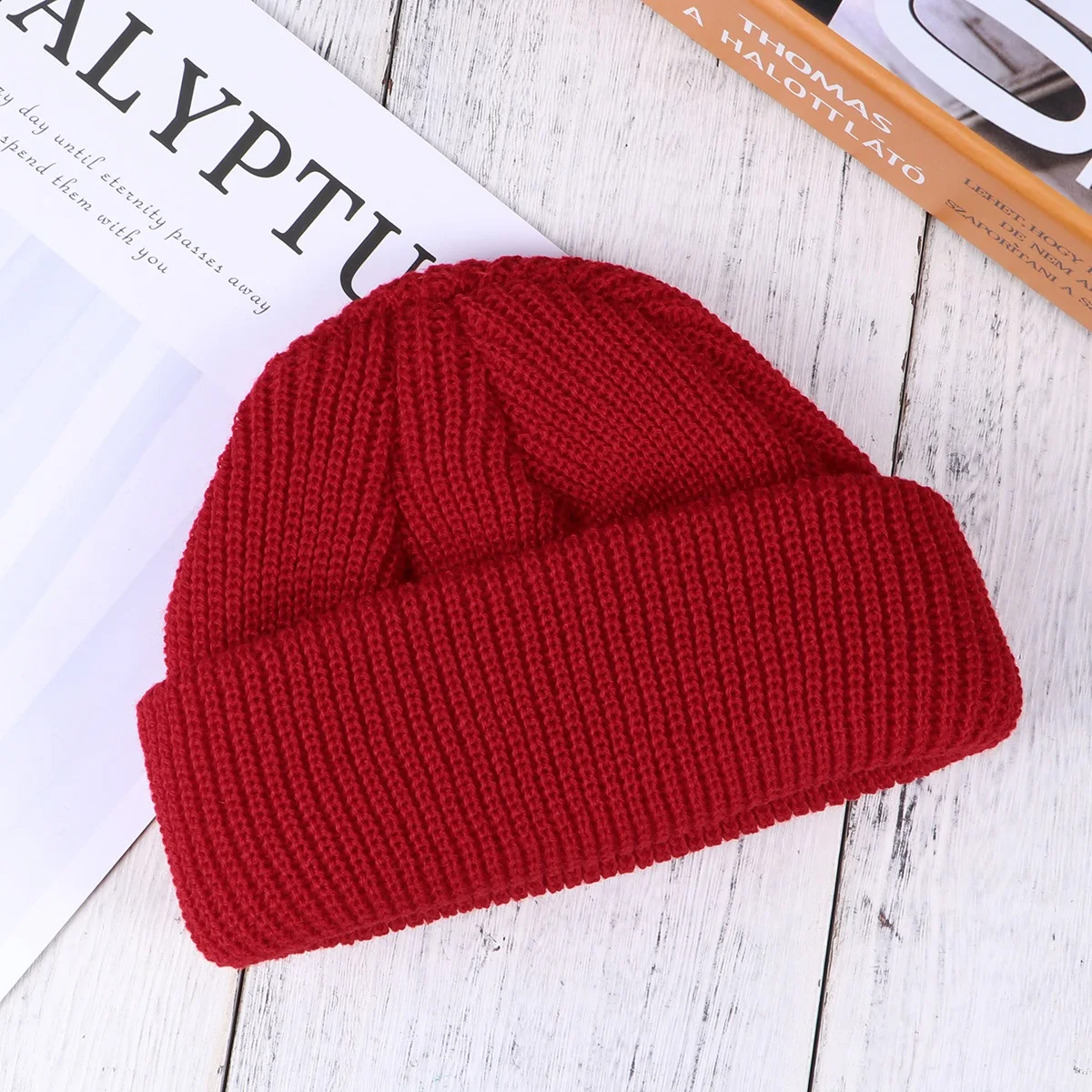 

Warm Pullover Unisex Knitted Cap Unisex Knitted Hat Red Ski Cycling Hat Lightweight Comfortable One Size Fits Most Winter