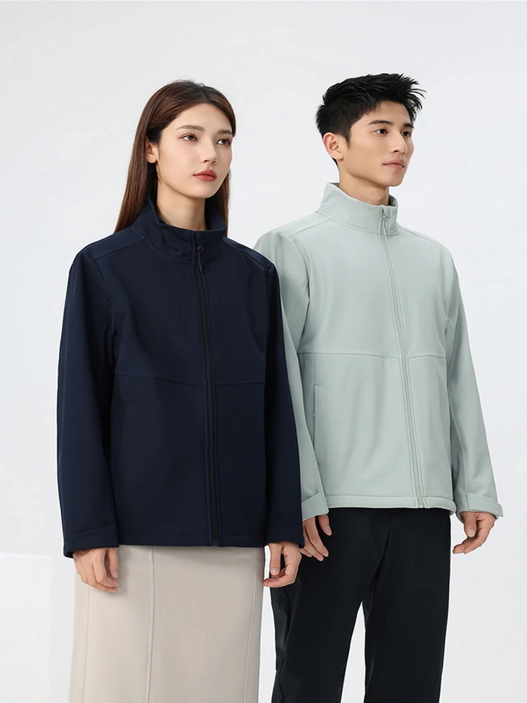 

Новая осенняя мужская куртка в американском стиле: высококачественная, для активного отдыха, ветрозащитная, водонепроницаемая, с флисовой подкладкой, теплая, с воротником-стойкой, мягкая.