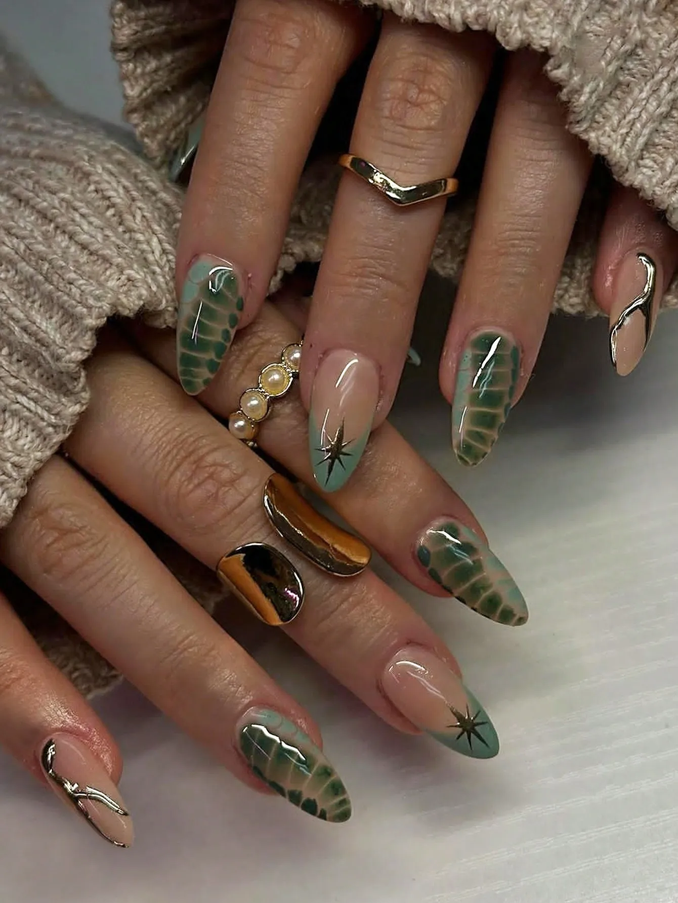 

24Pcs Medium Almond Press On Nails With Blue French Tip,Star&Turtle Shell Pattern Design Glossy Full Cover Fake Nails