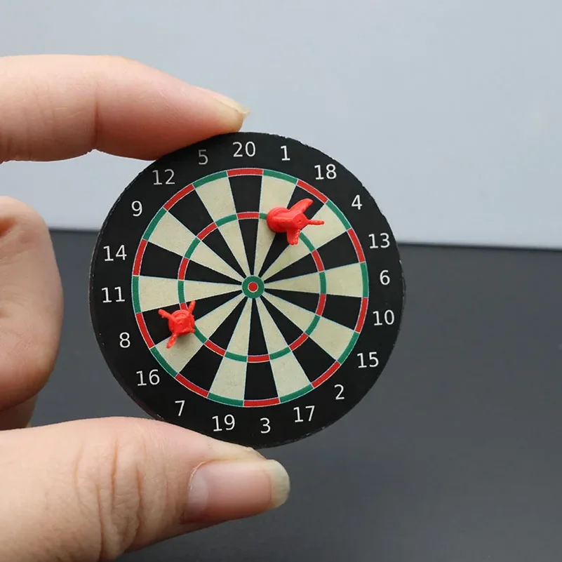 1/6 Mini Dart Game Fridge Magnets Dartboard Suit Pretend Play Home Decor Accessories With Adhesive and Magnetisms Dual-purpose