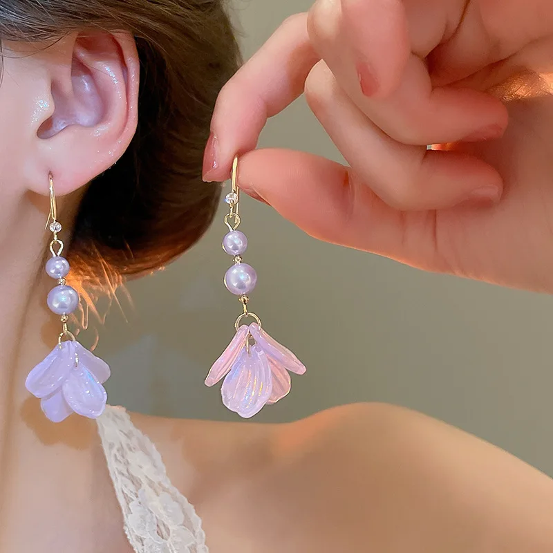 Purple Flower Drop Earrings for Women Imitation Pearl Tassel Ear Hook Sweet Petals Acrylic Ear Hangging Style Jewelry B