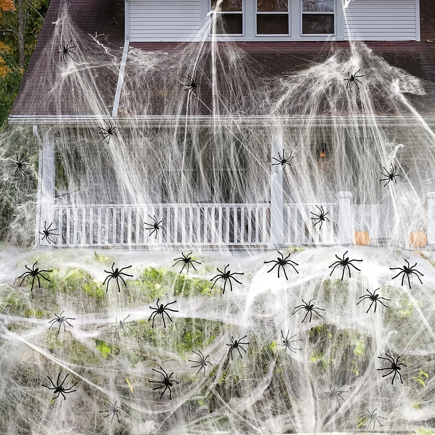 Halloween Spider Web Decor, 10.58 Oz Stretchable Cobweb Covers 1500 Sq Ft with 50 Pcs Fake Spiders, Indoor & Outdoor Halloween Party Decoration for Yard House Haunted House