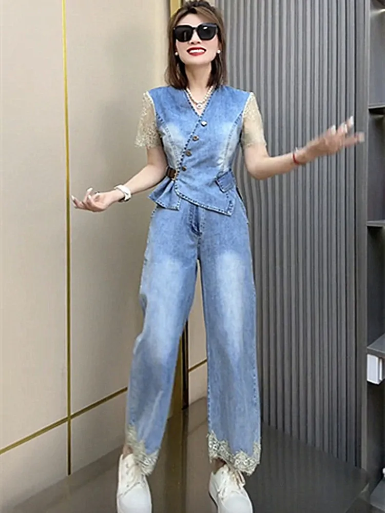 

2025 summer new lace splicing short sleeved waist cinched denim top straight leg cropped pants stylish two-piece set