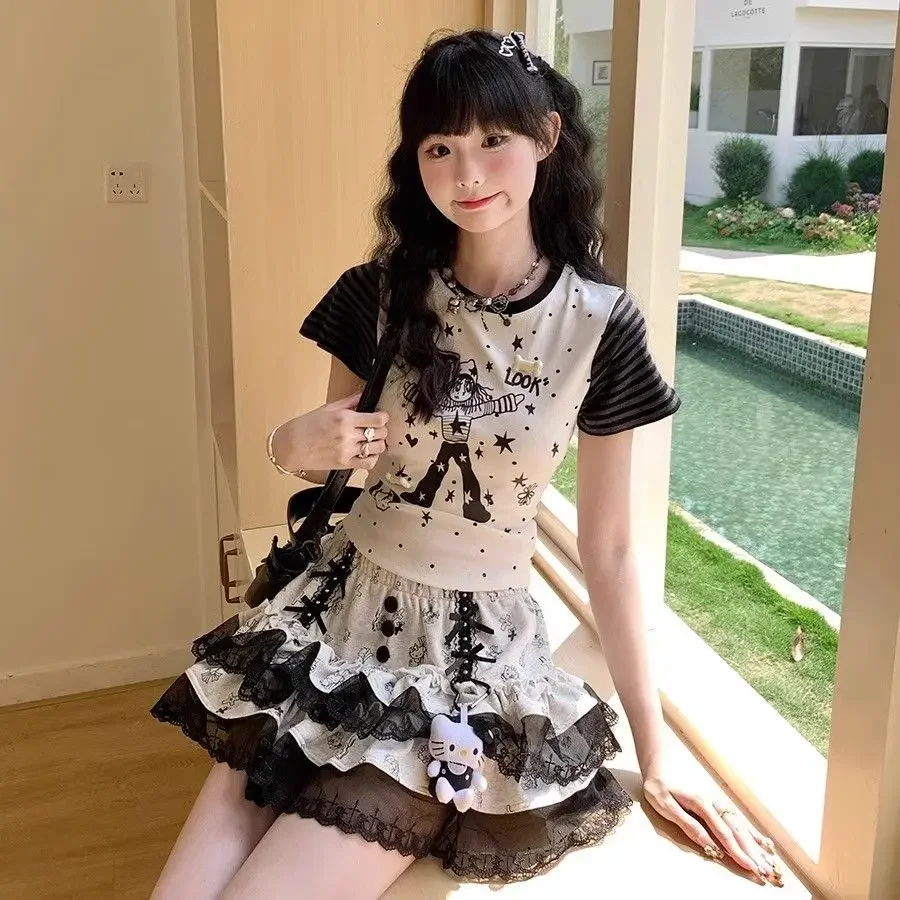 

SOIOMES Y2k Dark Punk Style Summer Lace Spliced Cake Spicy Girl Skirt Women High Waisted Fluffy Half Skirt
