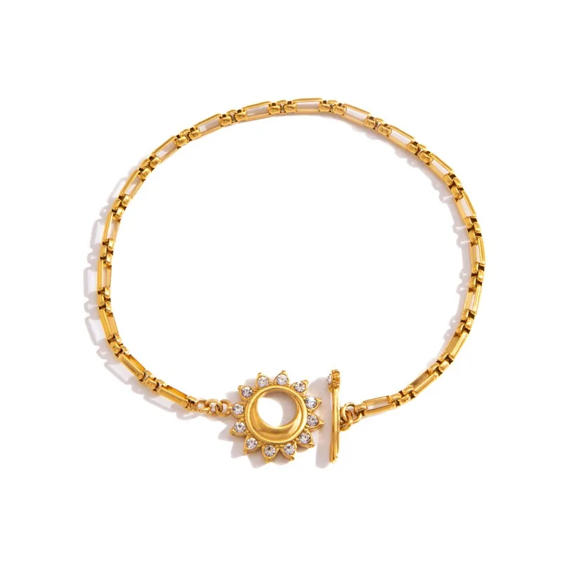

Minar New Trendy White Rhinestones Sun Toggle Clasp Charm Bracelets for Women 18K Gold PVD Plated Titanium Steel Chunky Chain