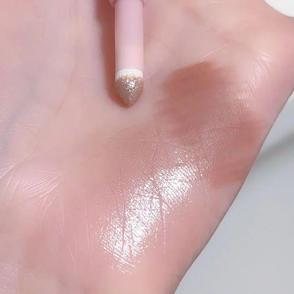 Delineador em gel curvo 2 em 1, pó fosco brilhante, linha de sombra de bicho-da-seda com esponja, creme iluminador, aparência natural