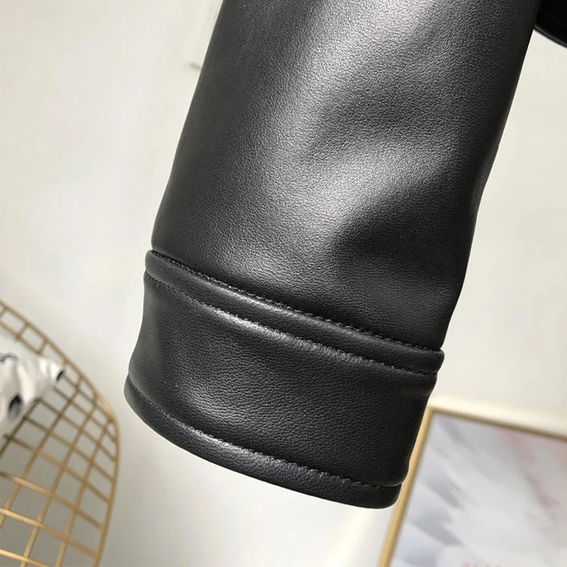 Cappotti casual da donna in vera pelle al 100% 2025 Moda scollo a V tasche monopetto Giacche corte da donna slim in pelle di pecora