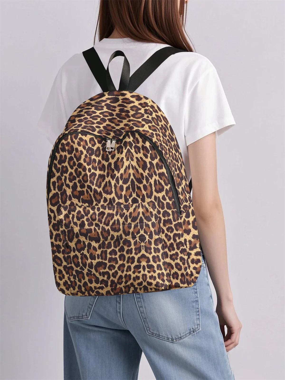 Leopard print pattern backpack, new model for 2025, casual travel backpack, lightweight and simple casual travel backpack