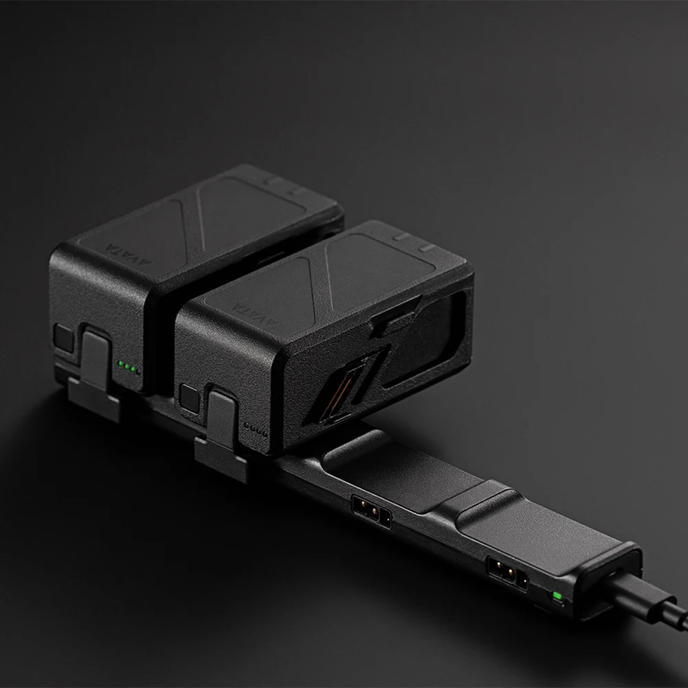 Комплект DJI Avata Fly More, оригинальные аксессуары FPV включают в себя 2 интеллектуальных полетных аккумулятора, зарядный концентратор для обеспечения достаточной мощности