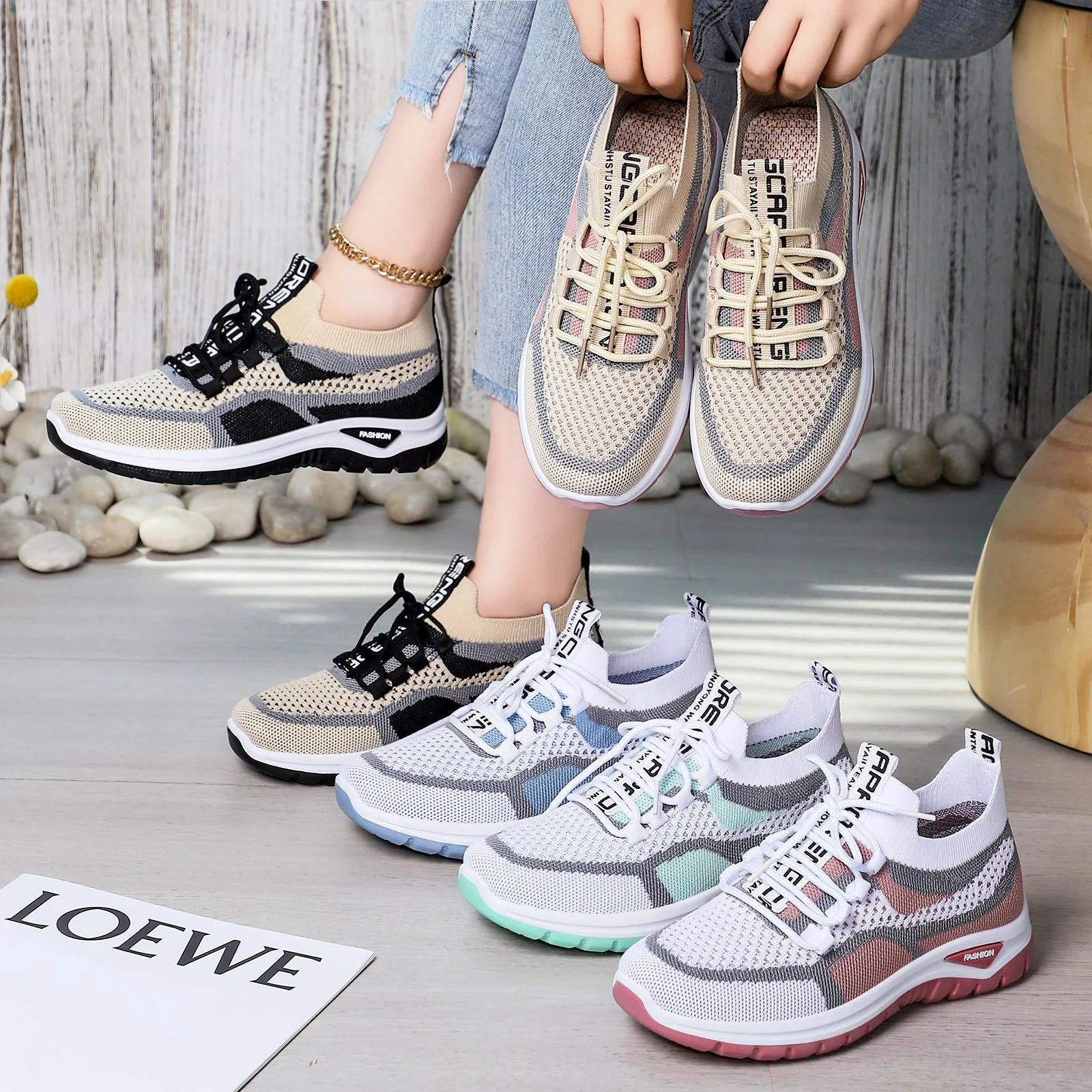 

Women Large Size Comfortable Mesh Running Shoes Breathable Sports Sneakers Lace Up Casual Walking Shoes