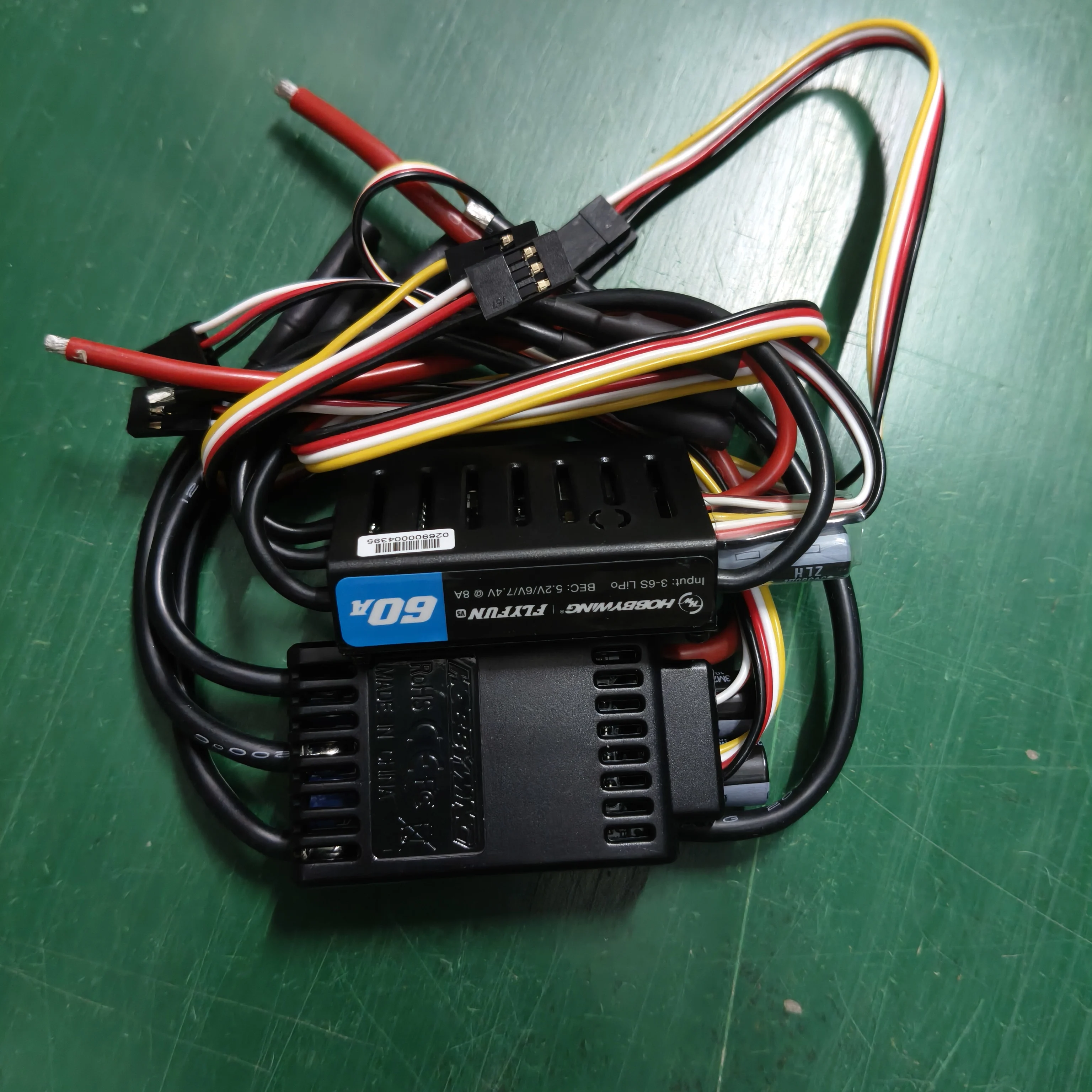 

Hobbywing FlyFun V5 60A 80AESC 3-6S Lipo Brushless Electrical Speed Controller Motor with DEO Function for Airplane