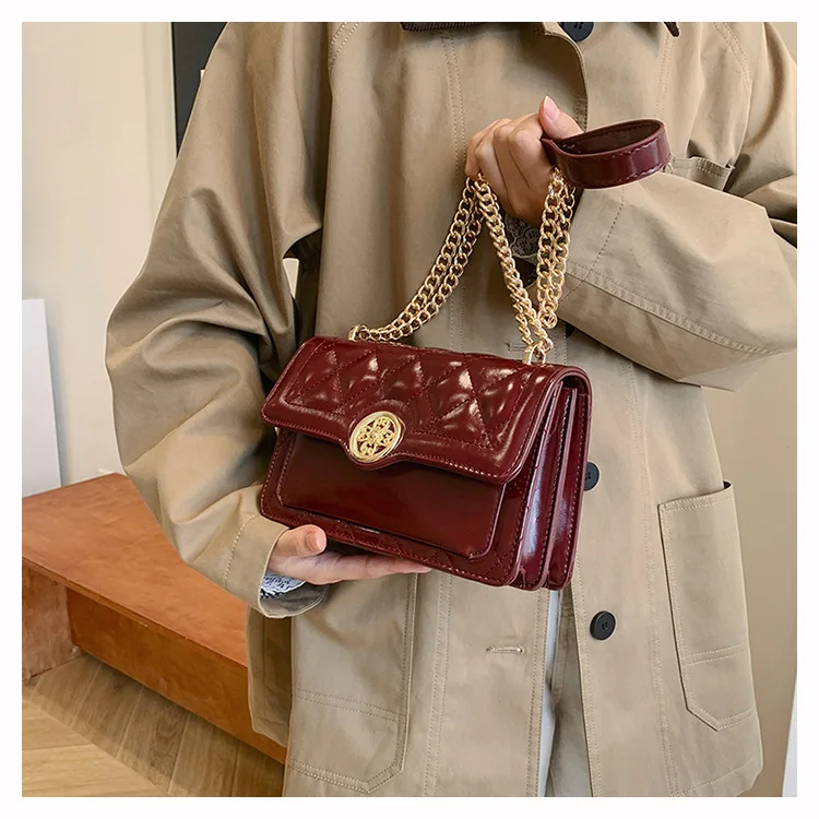 

2025 Popular Small Bag Women's Fashion Simple and Versatile Diamond Shoulder Messenger Bag Chain Small Square Bag