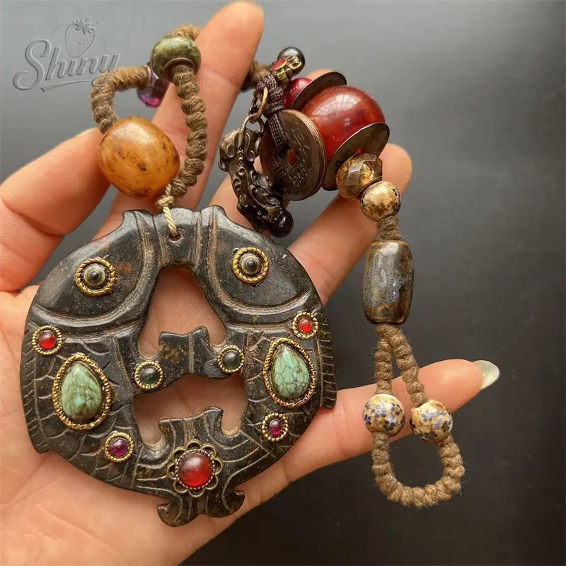 Antique Miscellaneous Retro Hongshan Culture Meteorite Inlaid Gemstone Pisces Pendant Antique Jade Old Jade Collection Handle