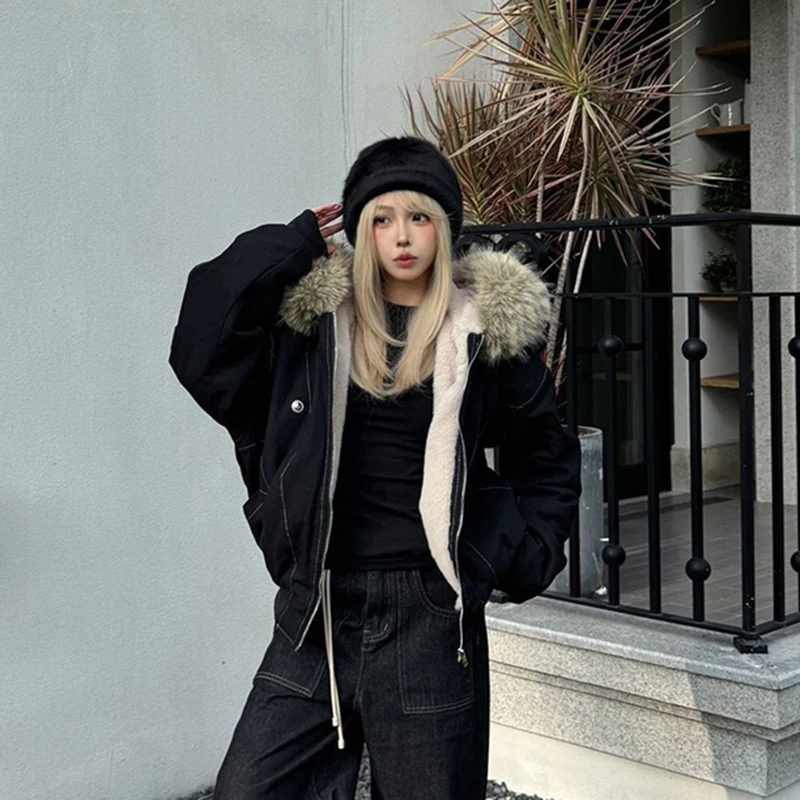سترات نسائية كلاسيكية بقلنسوة ملابس شتوية سميكة وسحاب وياقة من الفرو معاطف منتفخة Y2K هوتي بأكمام طويلة ملابس خارجية غير رسمية من Preppy