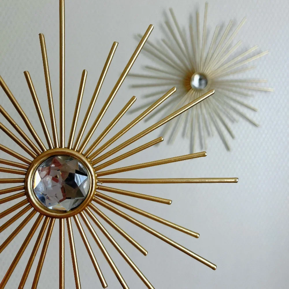 3pcs Luxury Gold Metal Radial Wall-mounted Set Withcrystal Center Sunburst Wall Art Living Room Dining Room Home Decoration Gift