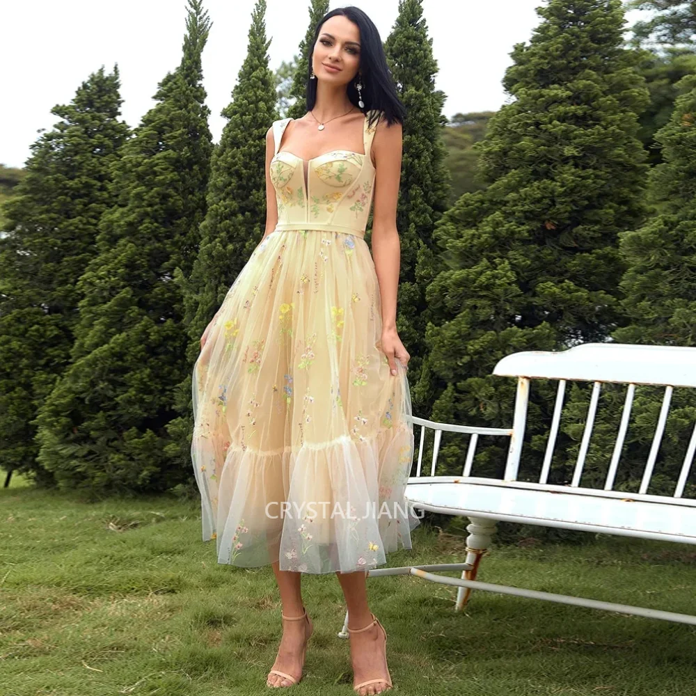 

Vintage Short Yellow Spaghetti Straps Tulle Sleeveless A Line Tea Length Robes De Soirée Party Gowns for Women