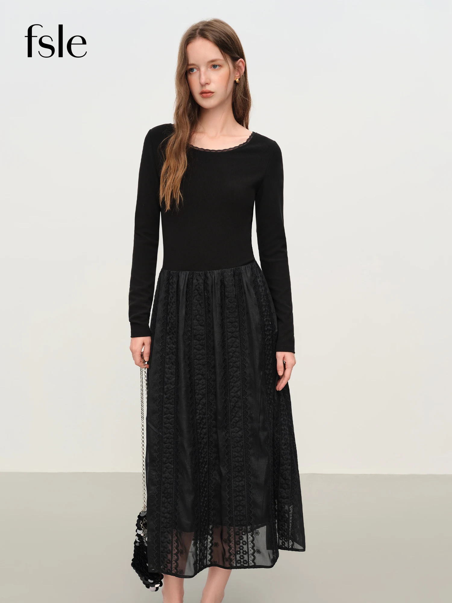

FSLE 2025 New Autumn Women's Knit Dress French Style Round Neck Lace Trim Long Sleeve Bodycon Elegant Dress Layering Daily Wear