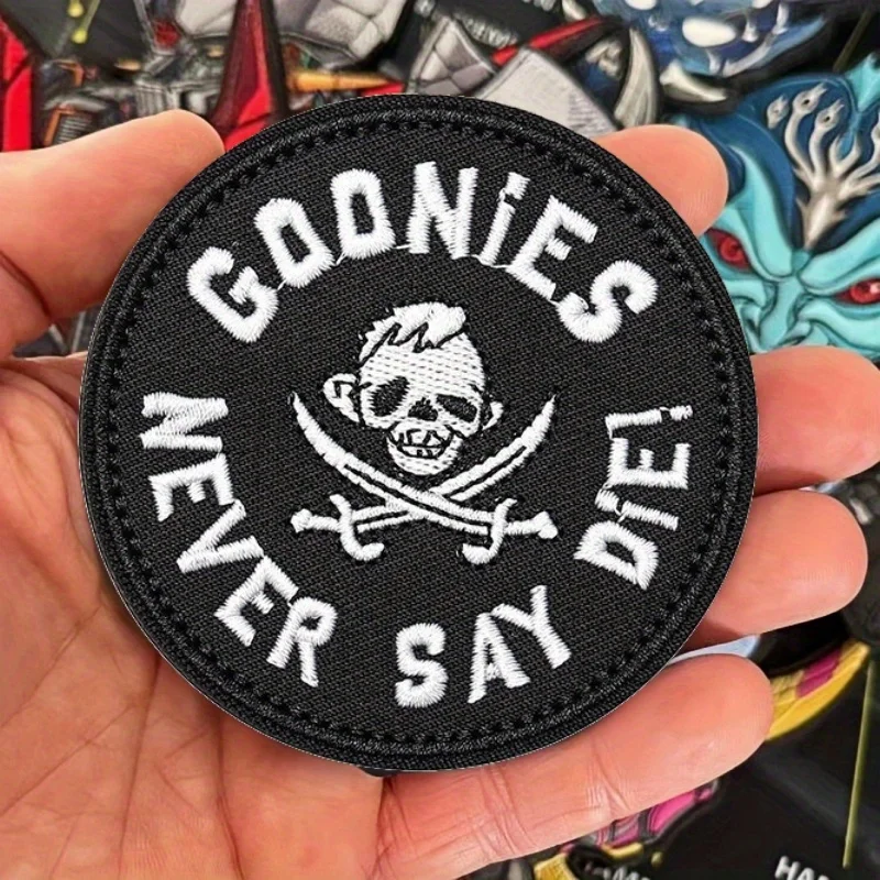 رقعة تكتيكية مطرزة "Goonies Never Say Die" للمعدات العسكرية وحقائب الظهر وشرائط الذراع