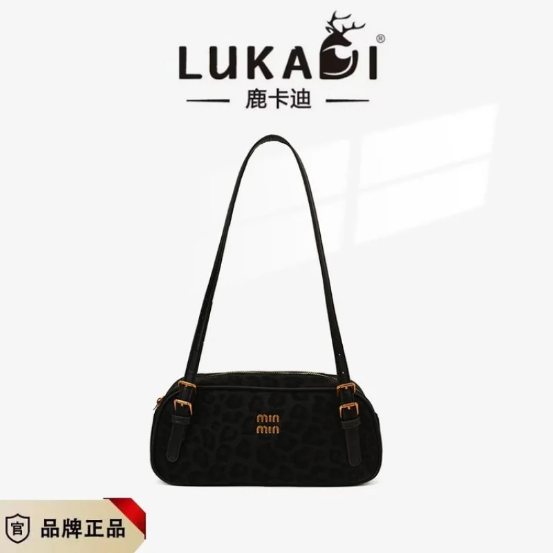 

Women's Tote Bag Made Of Premium Leather Boasting Casual Vintage And Paris Commuter Vintage Look​