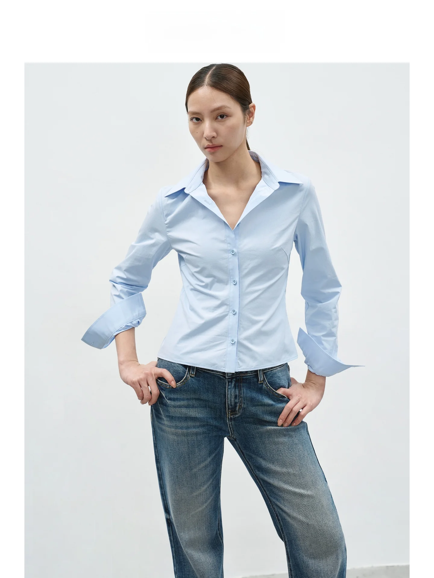 

EIGHTHMONTH August Light Blue Women's irt V-ne Long Sve Slimming Commute Stand Collar Casual Sle Regular Fit