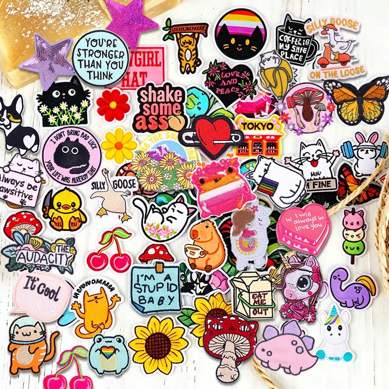 10/20//50PCS High Quality Random Mix Cute Cartoon Embroidered Patches Iron On Patches For Clothing Fusible Thermoadhesive Patch