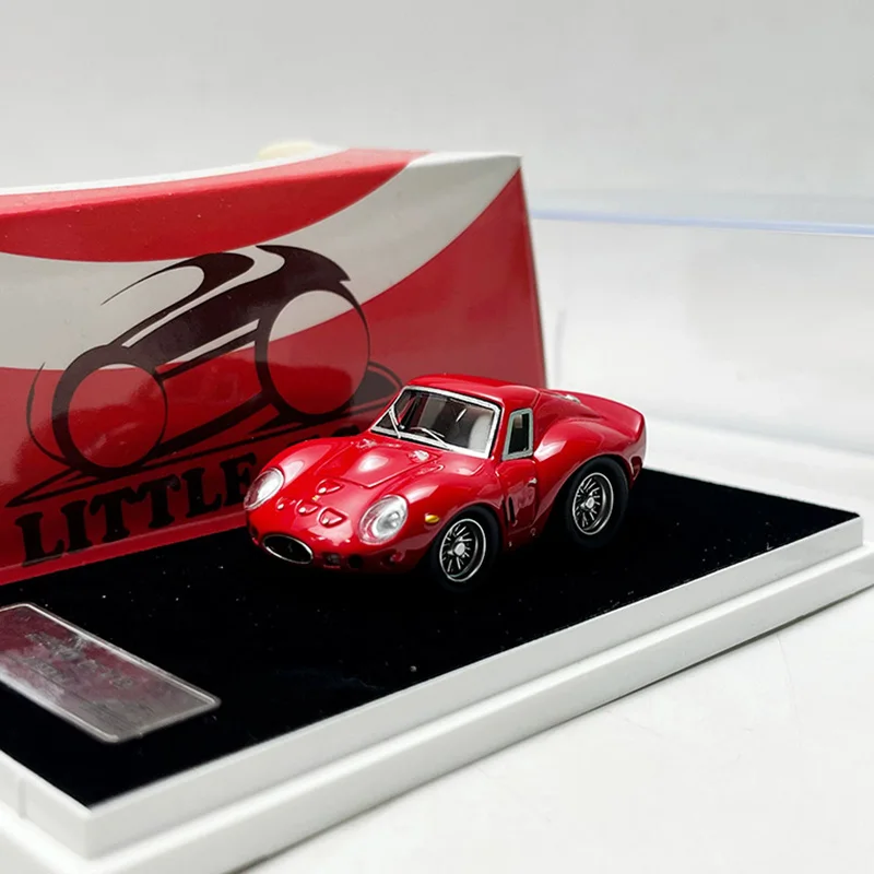 

Коллекционная модель автомобиля LITTLE EGG Resin 1/64 Scale 250 GTO Egg Q Edition для декора, подарка, сувенира