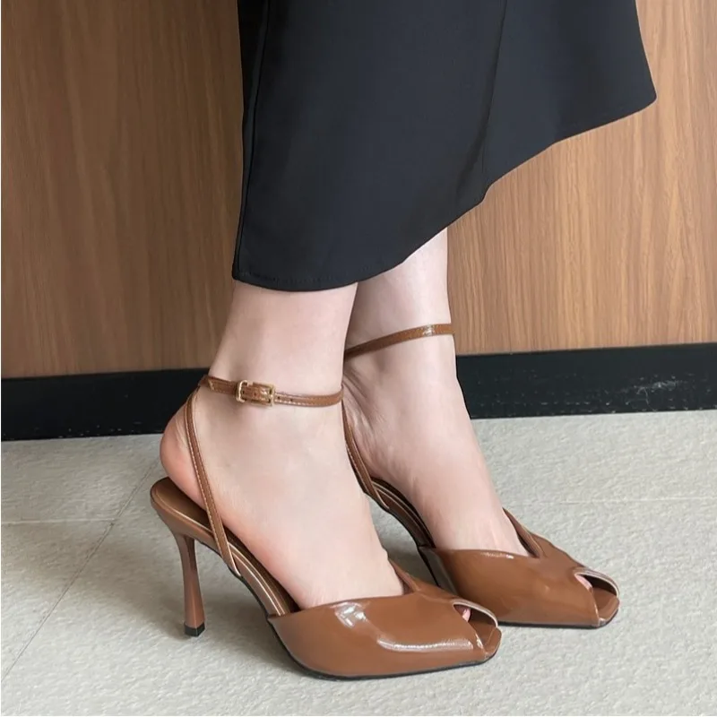 

Designer Fashion Peep Toe Soft PU Leather Women Gladiator Sandals Sexy Ankle Strap Office Lady High Heels Wedding Bridal Shoes