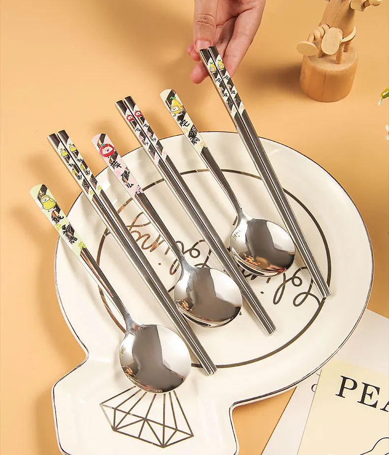 BWESOO Essstäbchen Für Training – Sailor Moon Design, Edelstahl, 2 Paar, Wiederverwendbar