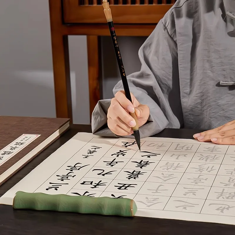 Ouyang Ti Clerical Script Copybook - Medium Regular Script Tracing Paper for Beginners Poems of the Tang Dynasty
