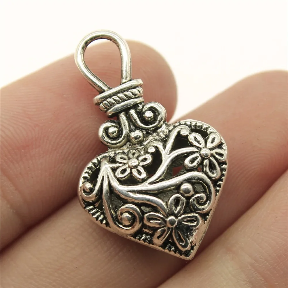 WYSIWYG 3pcs 31x19x9mm 3D Heart Charm Charms Flower Pattern 3D Flowers Heart Hollow Charm Vintage Hollow Flowers Heart Charms