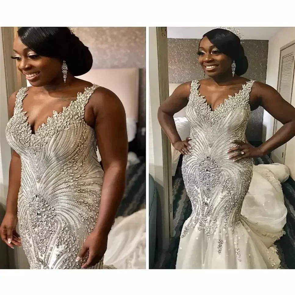 

Customized Mermaid Crystals Arabic Plus Size V-neck Beaded Tulle Bridal Dresses Charming Wedding Gowns 2025