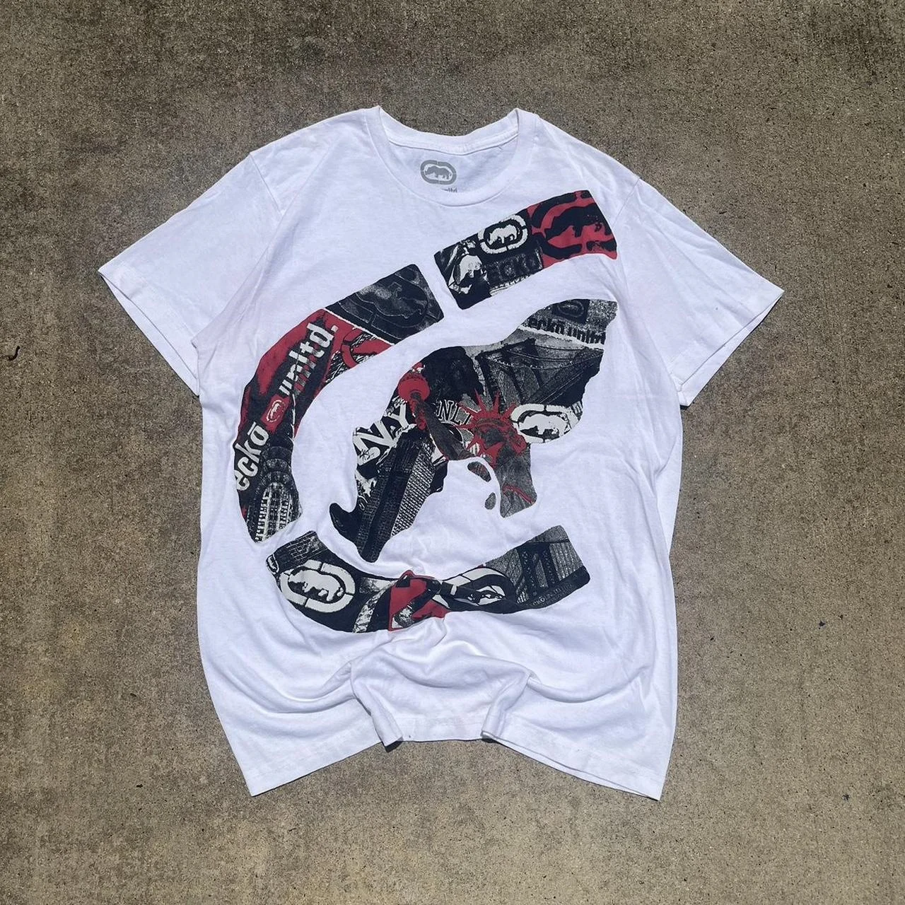 Ropa de calle Ecko Rhino camiseta gráfica Y2K Vintage camiseta de gran tamaño Unisex algodón pareja Top Retro Rebel camisa para hombres y mujeres