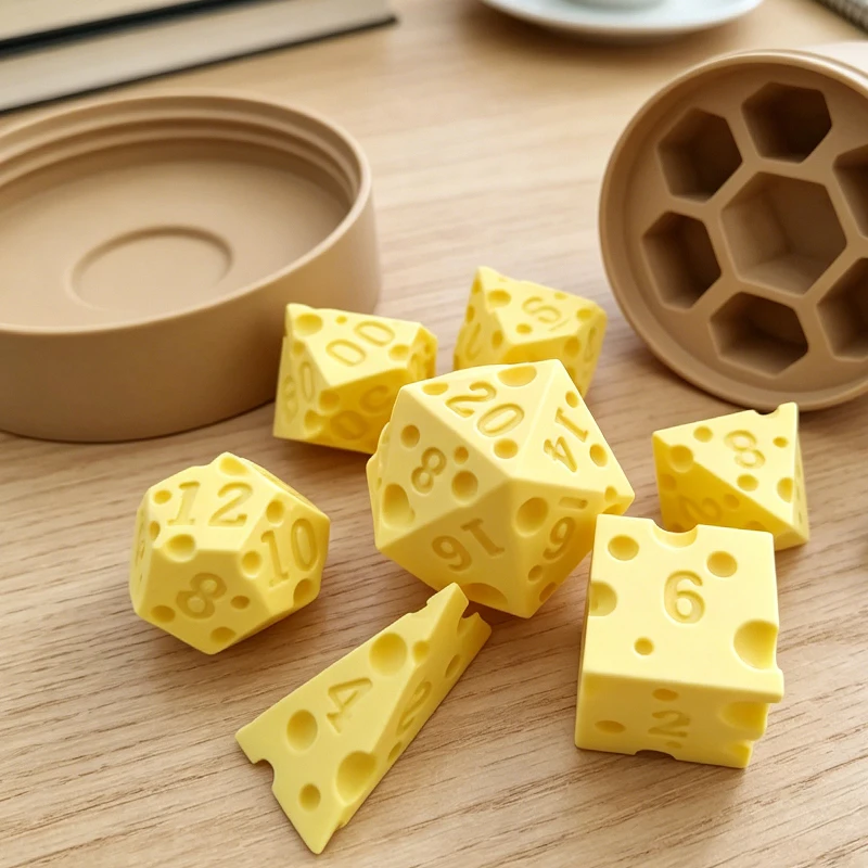 Würfelbox in Käseform, Mehrseitiges D4 D20 Würfelset, Tischspiel-Dekoration für Familien- und Erwachsenenpartys, Brettspiel-Zubehör – Detail 7