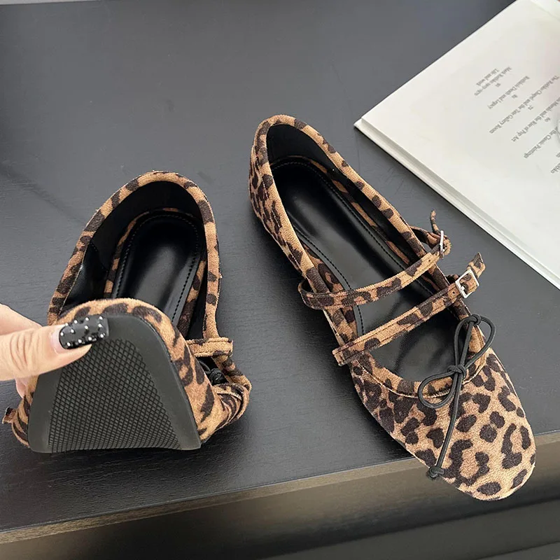 Primavera nuove donne scarpe basse moda stampa leopardo punta tonda donna Casual Mary Jane scarpe suola morbida ballerine scarpe nuova donna